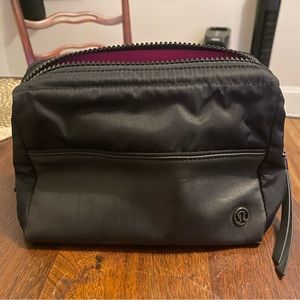 Lululemon Cosmetic / Toiletry Bag